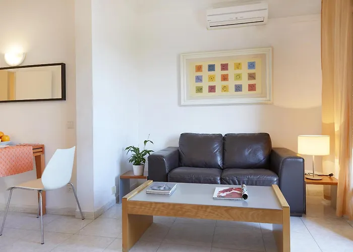 Apartamentos Calvet